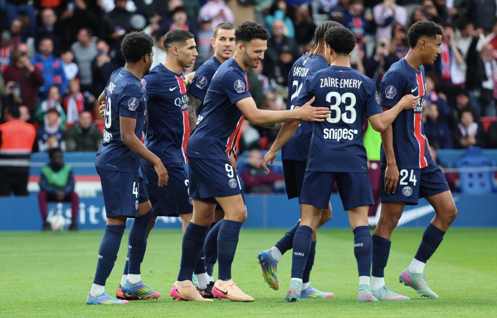 借此仪式 借此仪式